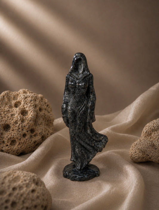 Larvikite Goddess